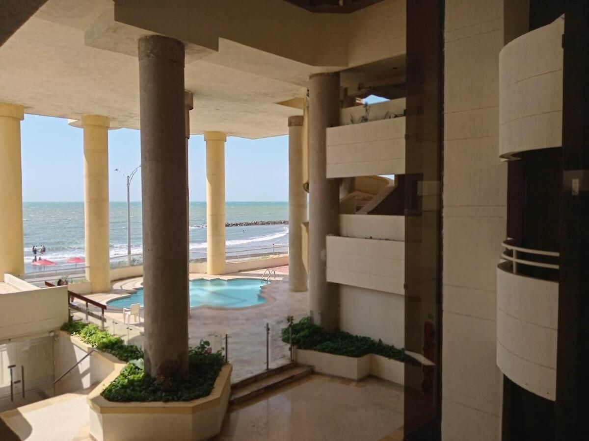 Oceanfront Apartamento